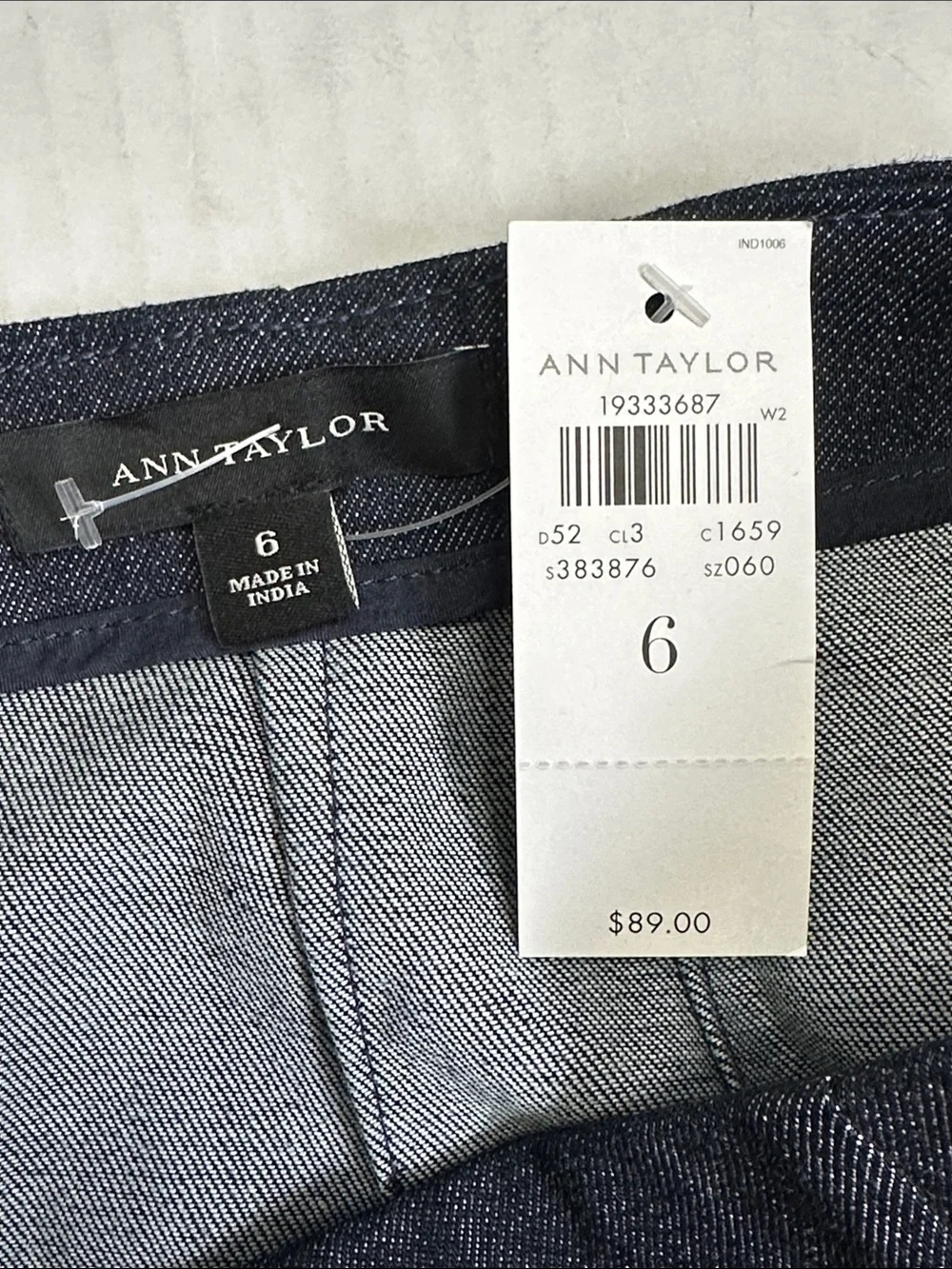 Ann Taylor Navy Denim-Like Chambray Pencil Skirt Work Office Business Size 6 NWT